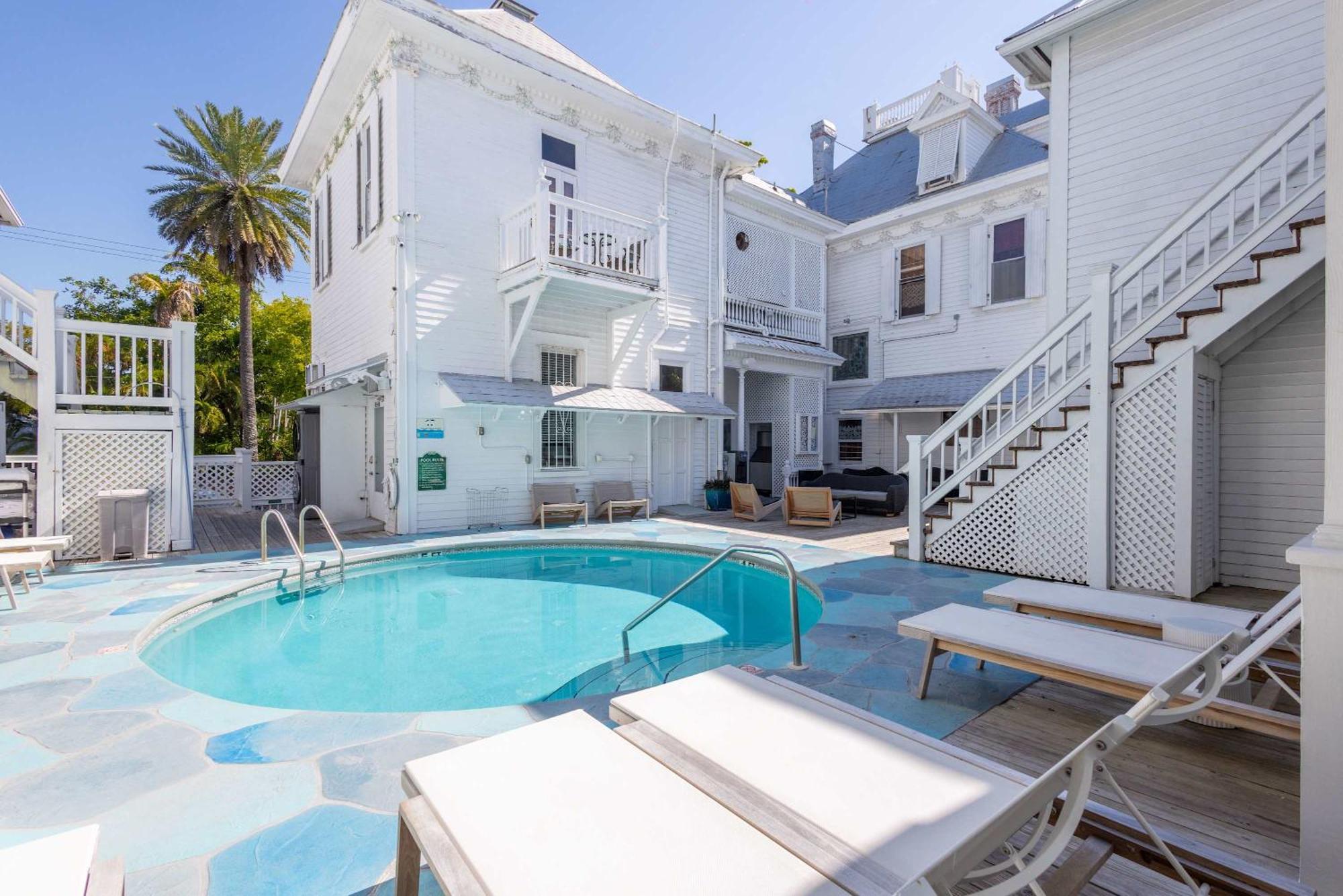 فندق Deluxe King - Curry Mansion With Pool! كي وست المظهر الخارجي الصورة